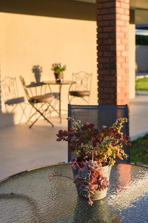 Four Palms Accommodation Durbanville Exteriér fotografie